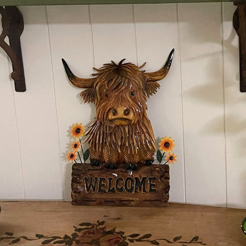 Highland Cow with Welcome