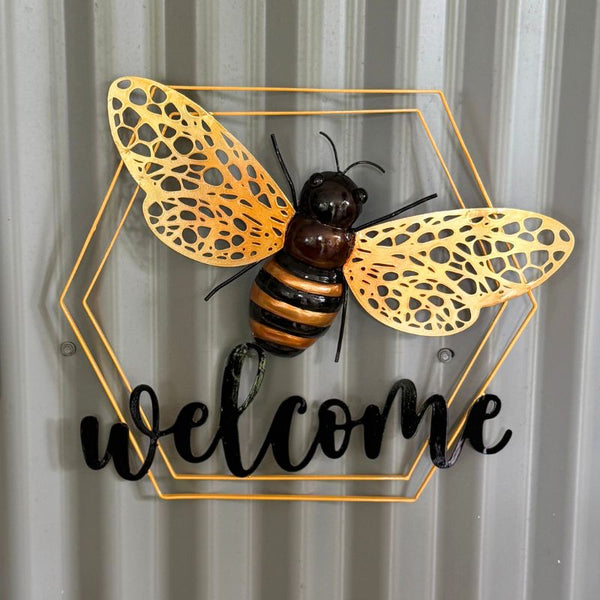 Honeycomb Bee with Welcome
